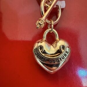 Juicy Couture X Urban Outfitters Gold Tone Chained‎ Heart Bracelet